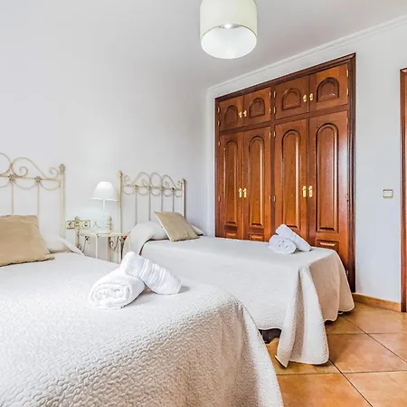 Villa Rafael, Con Piscina, Jardin. Barbacoa Y Tranquilidad