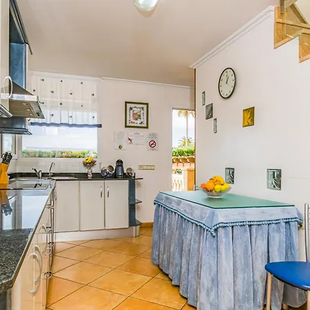 Rafael, Con Piscina, Jardin. Barbacoa Y Tranquilidad Villa *